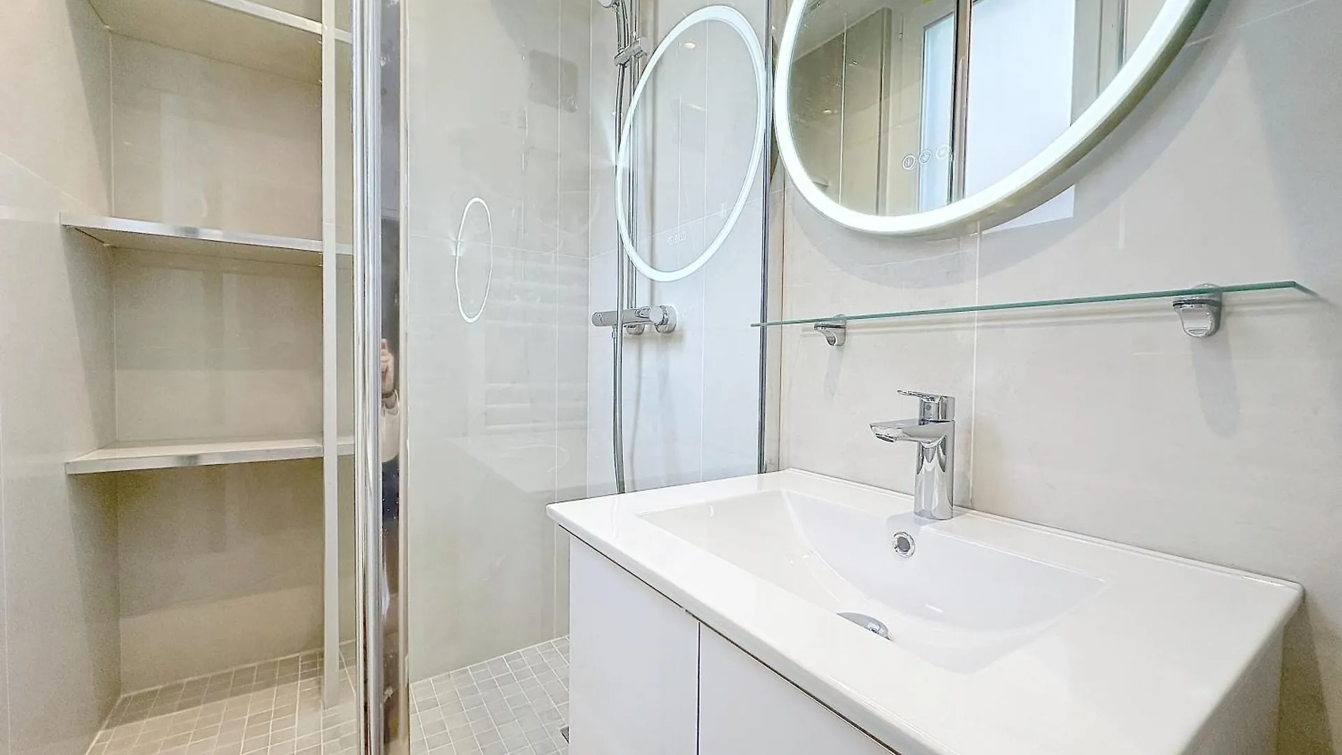 122 - Luxueux Pied-A-Terre Parisien Apartment